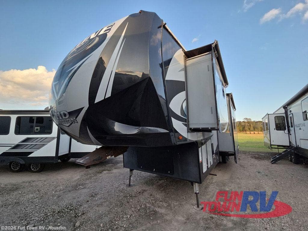 Used 2018 Heartland Cyclone 4005 available in Wharton, Texas