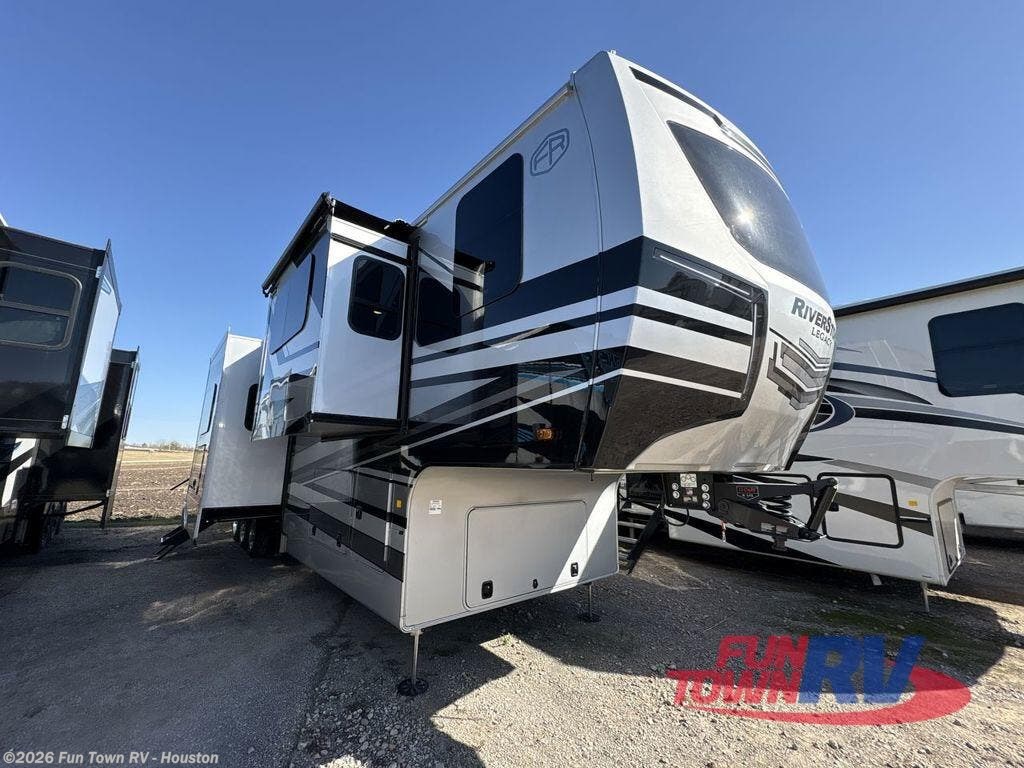 2026 Riverstone Legacy 425FO by Forest River from Fun Town RV - Houston in Wharton, Texas