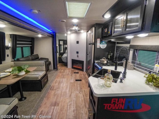 2021 Forest River Cherokee Black Label 264DBHBL RV for Sale in Conroe