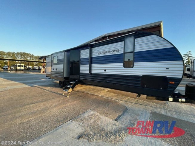 2022 Cherokee 304BH by Forest River from Fun Town RV - Conroe in Conroe, Texas