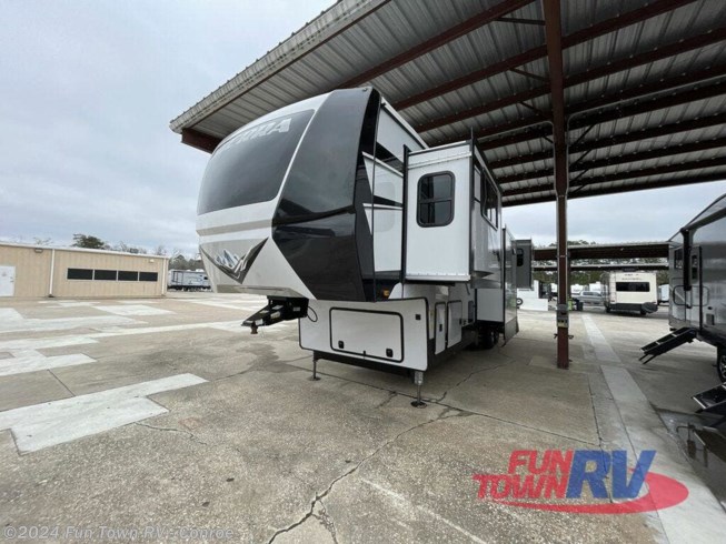 2022 Sierra 391FLRB by Forest River from Fun Town RV - Conroe in Conroe, Texas