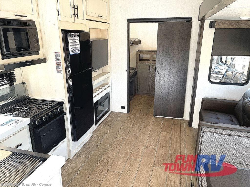 New 2026 Forest River Cherokee Arctic Wolf 285OPT available in Conroe, Texas