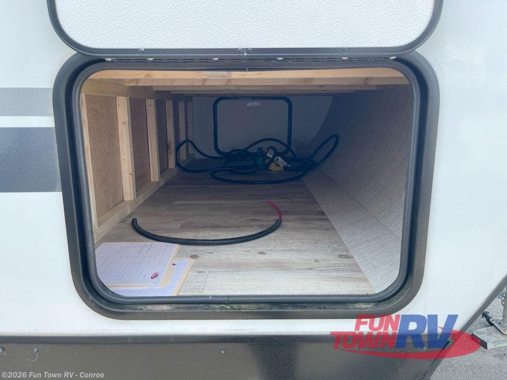 New 2025 Gulf Stream Yellowstone Ranch Edition 27BHS available in Conroe, Texas