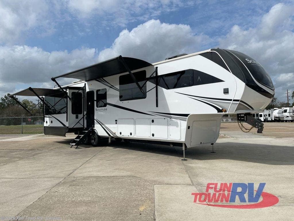 2025 Solitude 388MBS by Grand Design from Fun Town RV - Conroe in Conroe, Texas