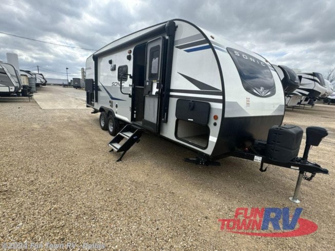 Used 2021 Venture RV Sonic SN211VDB available in Rockwall, Texas