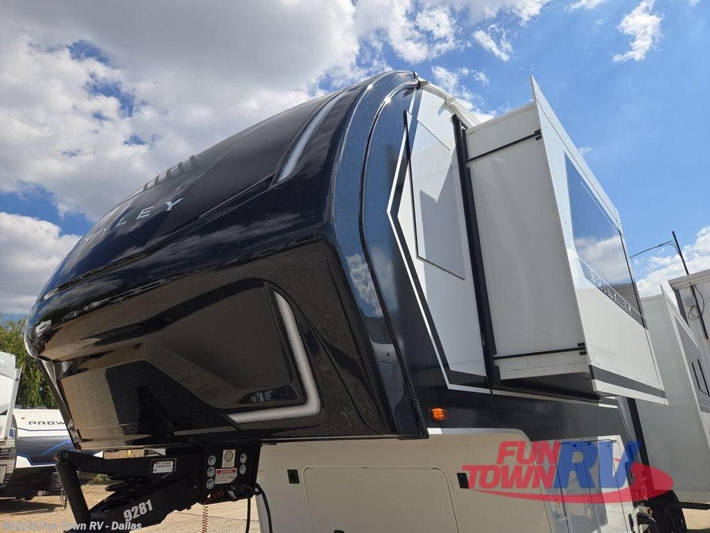 2026 Model Z 2900 by Brinkley RV from Fun Town RV - Dallas in Rockwall, Texas