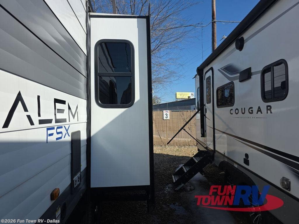 Used 2025 Forest River Salem 269VC available in Rockwall, Texas