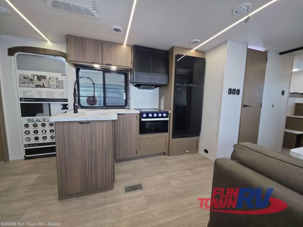 New 2026 Forest River Salem 33TS available in Rockwall, Texas