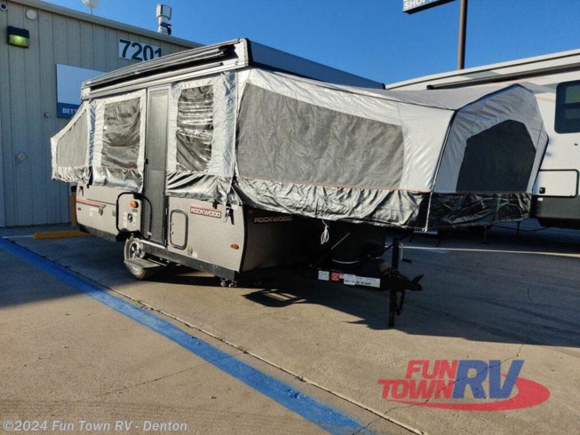 2022 Rockwood Freedom Series 2318G by Forest River from Fun Town RV - Denton in Denton, Texas