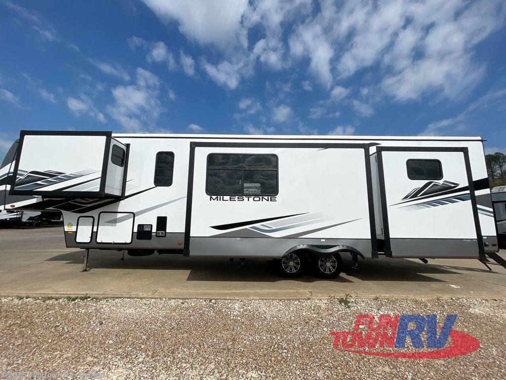 2023 Heartland Milestone 386BH RV for Sale in Denton, TX 76201 193869