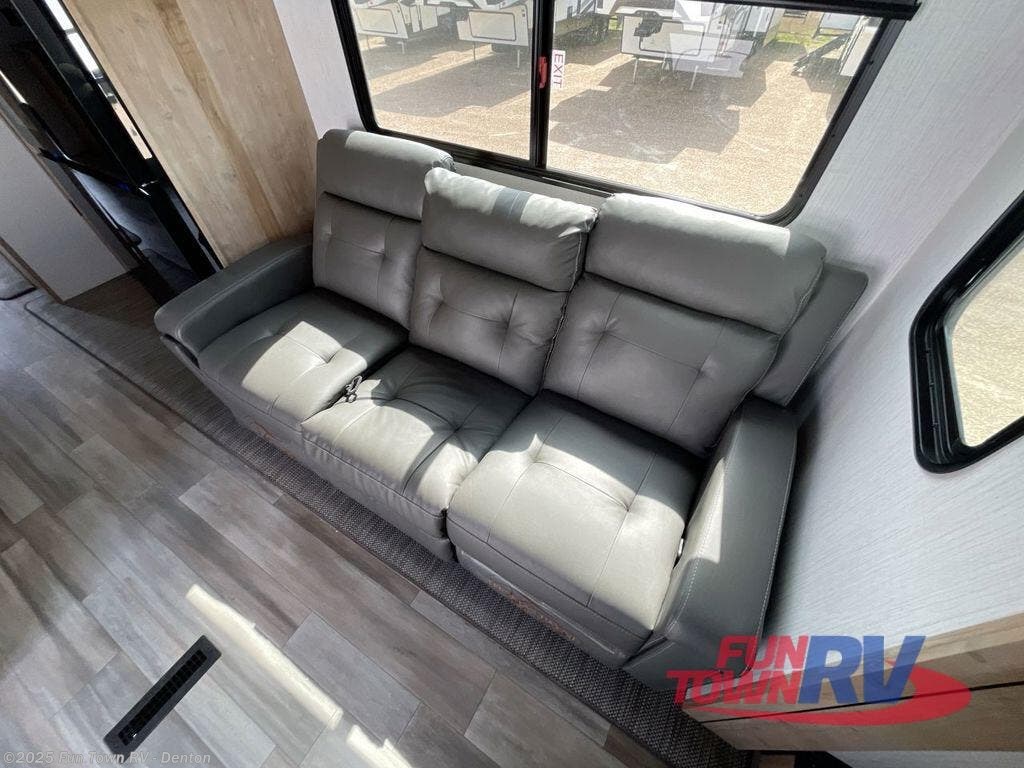 2023 Heartland Milestone 386BH RV for Sale in Denton, TX 76201 193869