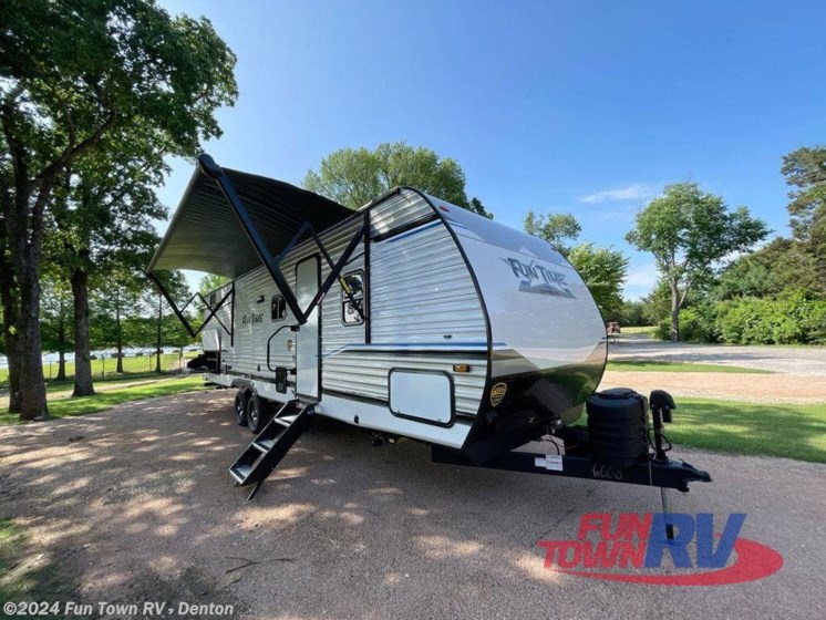 New 2024 CrossRoads Fun Time 290SK available in Denton, Texas