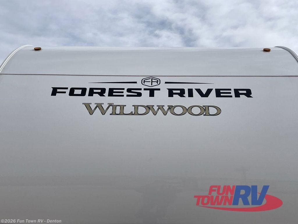 2025 Wildwood 28VIEWX by Forest River from Fun Town RV - Denton in Denton, Texas