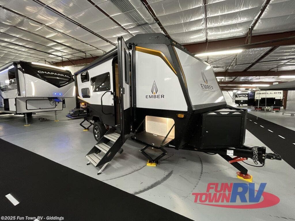 2022 Ember RV Overland Series 190MDB RV for Sale in Giddings, TX 78942