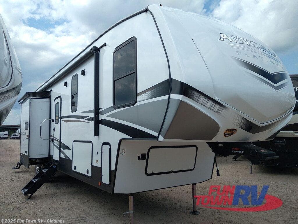 2023 Dutchmen Astoria 3603LFP RV for Sale in Giddings, TX 78942