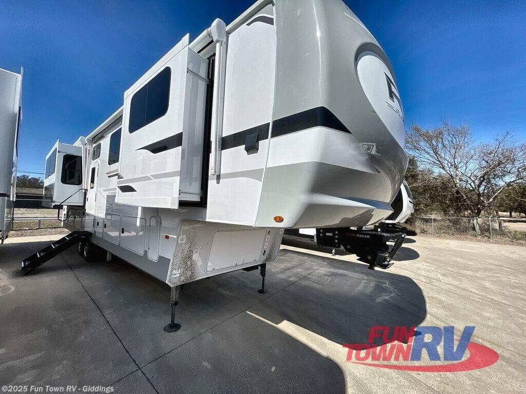 2022 Palomino River Ranch 390RL RV for Sale in Giddings, TX 78942