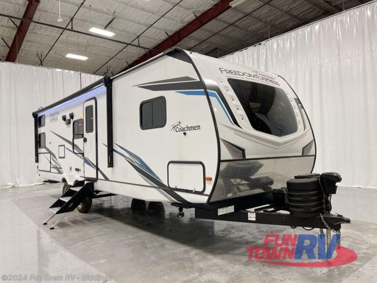 New 2023 Coachmen Freedom Express Ultra Lite 294BHDS available in Giddings, Texas