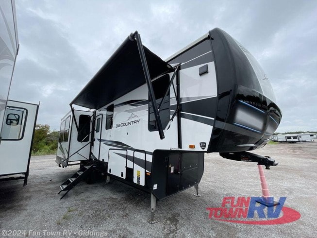 2024 Big Country 3200RLK by Heartland from Fun Town RV - Giddings in Giddings, Texas