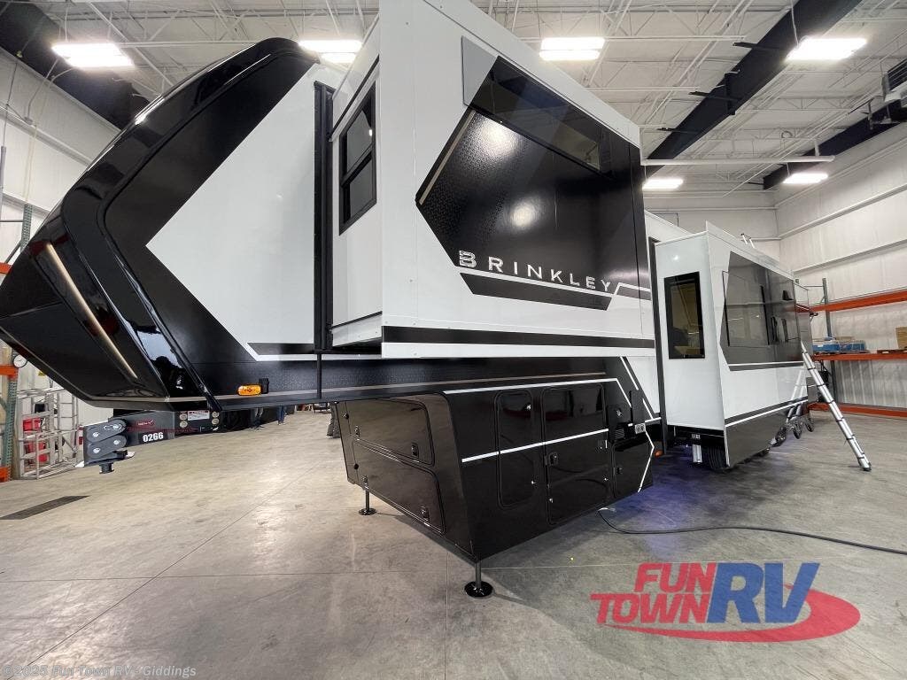 2024 Brinkley RV Model G 3950 RV for Sale in Giddings, TX 78942