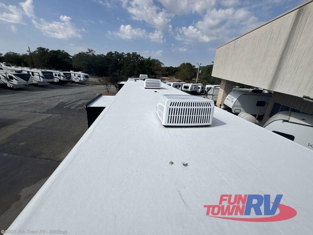 2026 Fuzion 442 by Keystone from Fun Town RV - Giddings in Giddings, Texas