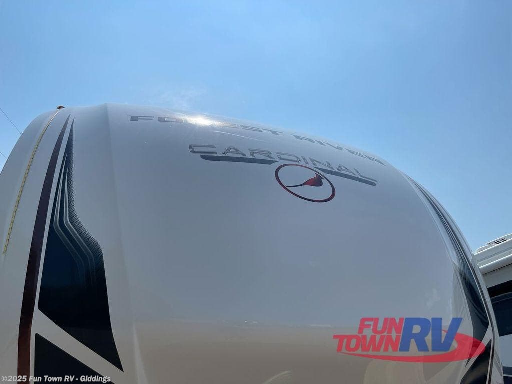 2026 Cardinal 32LIVE by Forest River from Fun Town RV - Giddings in Giddings, Texas