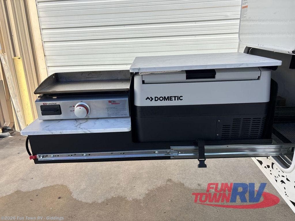 2024 inTech Willow Rover - Used Travel Trailer For Sale by Fun Town RV - Giddings in Giddings, Texas