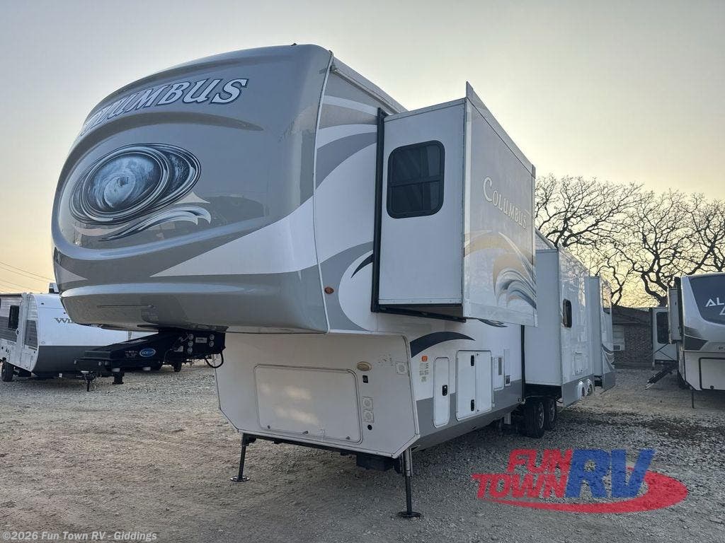 2020 Forest River Columbus 374BHW - Used Fifth Wheel For Sale by Fun Town RV - Giddings in Giddings, Texas