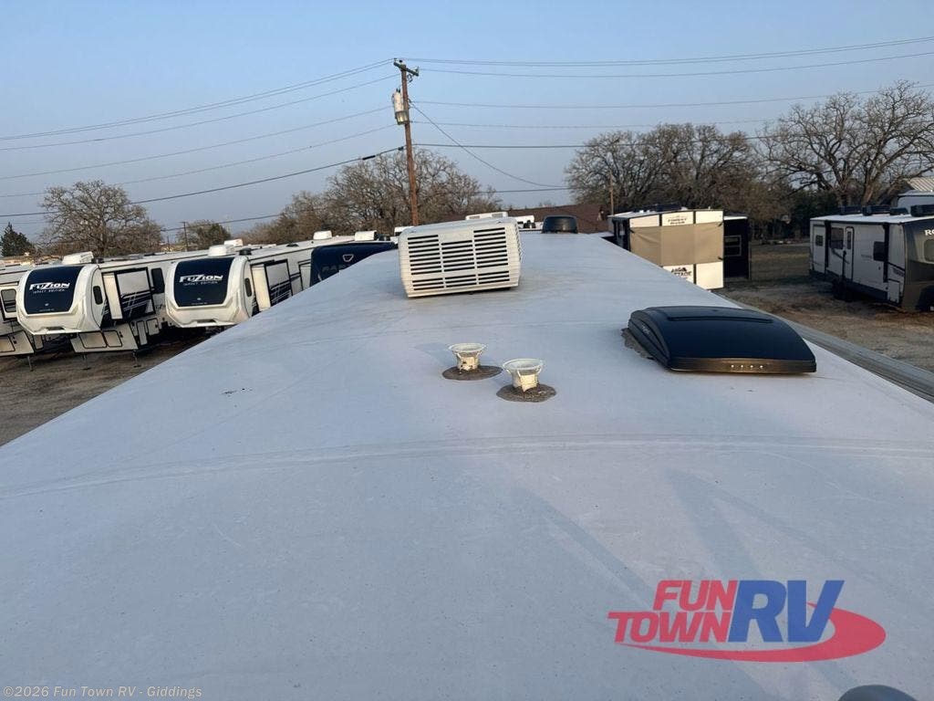 Used 2020 Forest River Columbus 374BHW available in Giddings, Texas