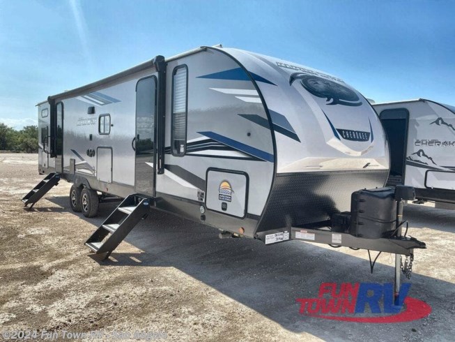 2022 Cherokee Alpha Wolf 30RDB-L by Forest River from Fun Town RV - San Angelo in San Angelo, Texas