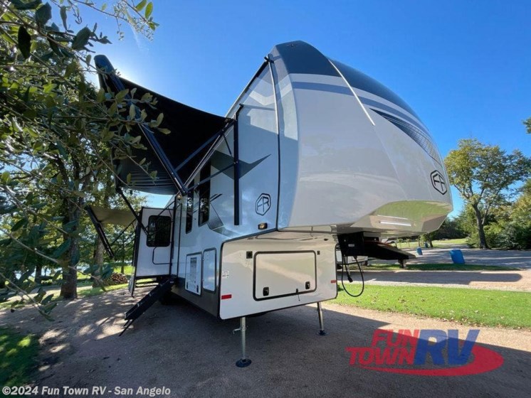 New 2025 Forest River Sandpiper 4002FB available in San Angelo, Texas