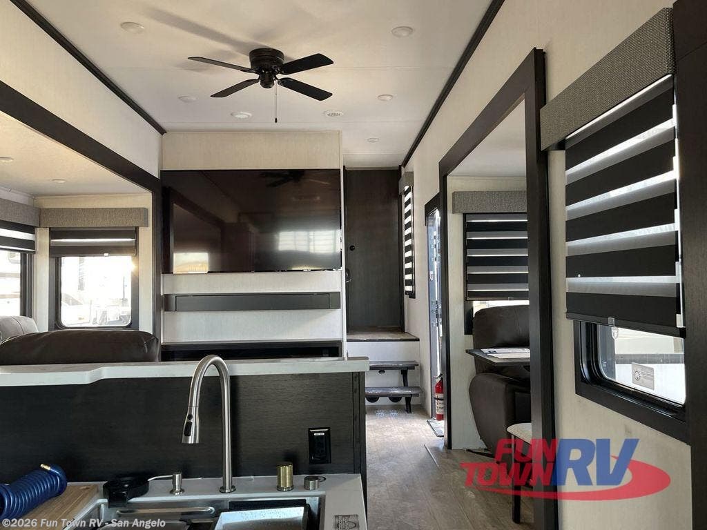 2025 Sabre 36ML by Forest River from Fun Town RV - San Angelo in San Angelo, Texas