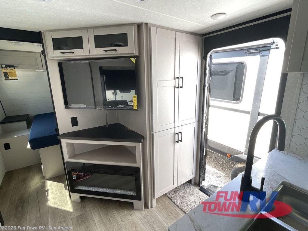 2026 Jay Feather 29BHB by Jayco from Fun Town RV - San Angelo in San Angelo, Texas