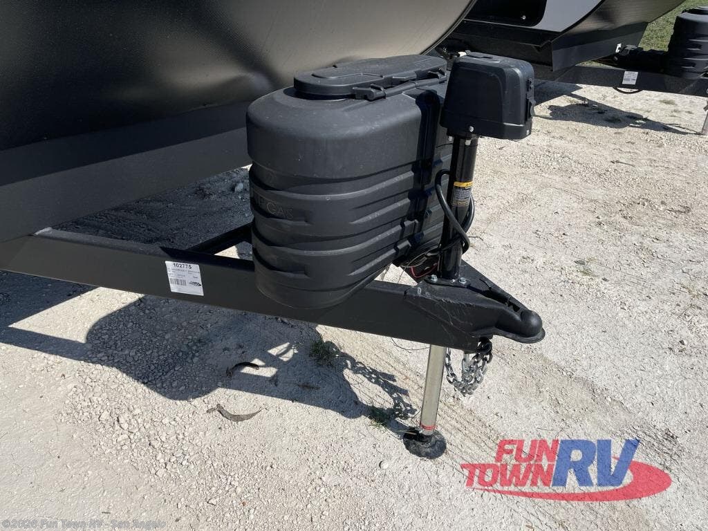 New 2025 Forest River Wildwood FSX 30VCVX available in San Angelo, Texas