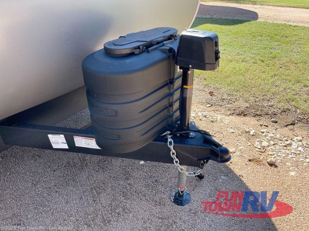 2025 Wildwood X-Lite 22VERANDA by Forest River from Fun Town RV - San Angelo in San Angelo, Texas