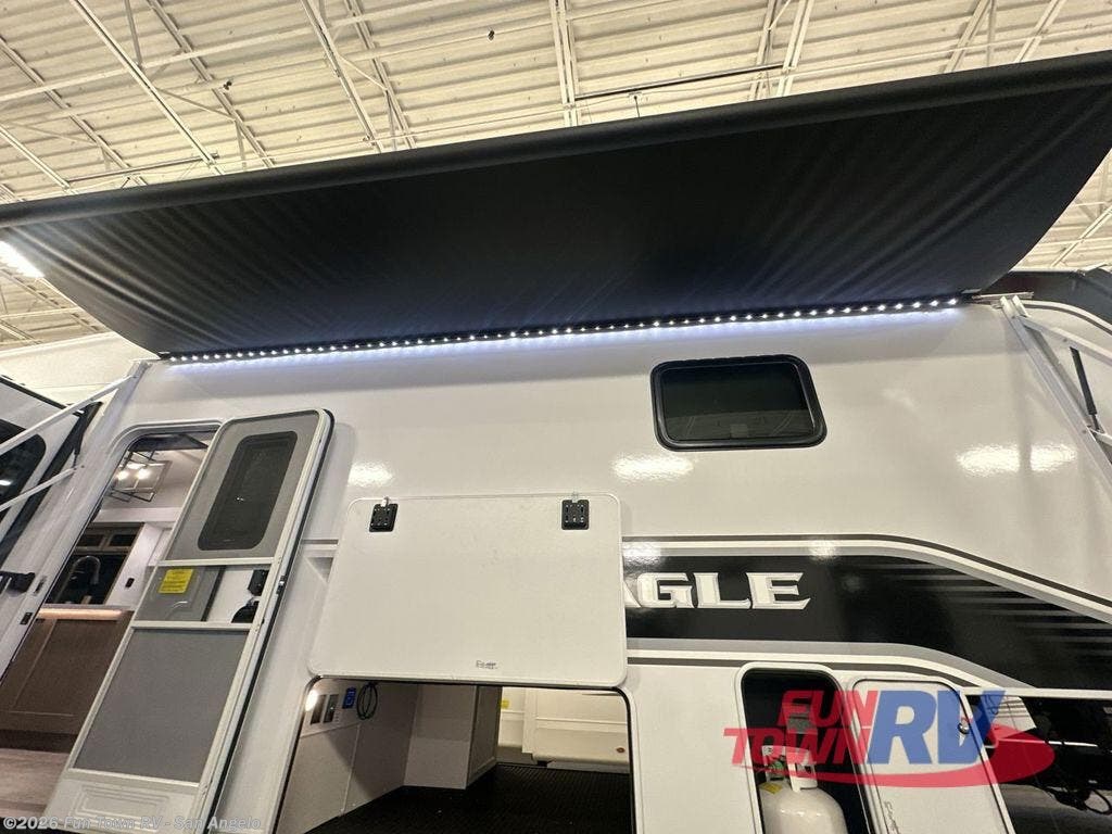 New 2026 Jayco Eagle 321RSTS available in San Angelo, Texas