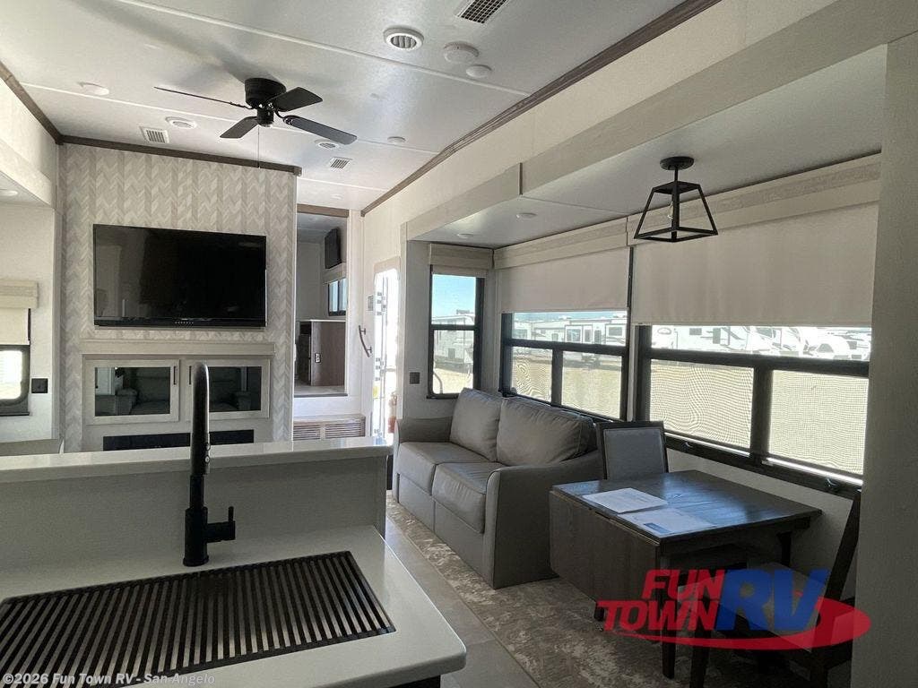 2023 Columbus 384RK by Forest River from Fun Town RV - San Angelo in San Angelo, Texas