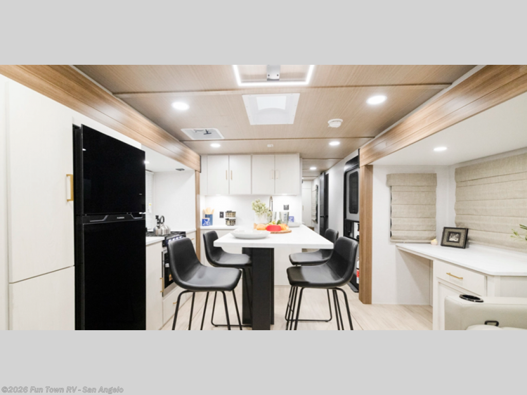 2026 Vibe 2800RL by Forest River from Fun Town RV - San Angelo in San Angelo, Texas