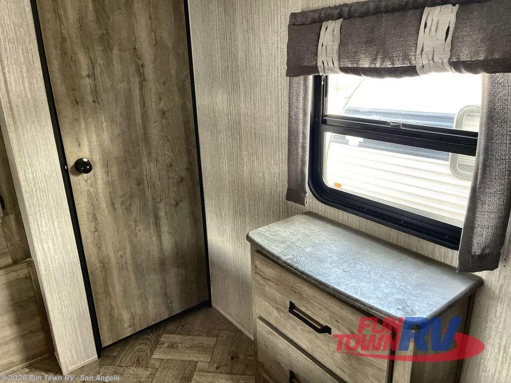 Used 2022 Palomino Puma 31RLQS available in San Angelo, Texas