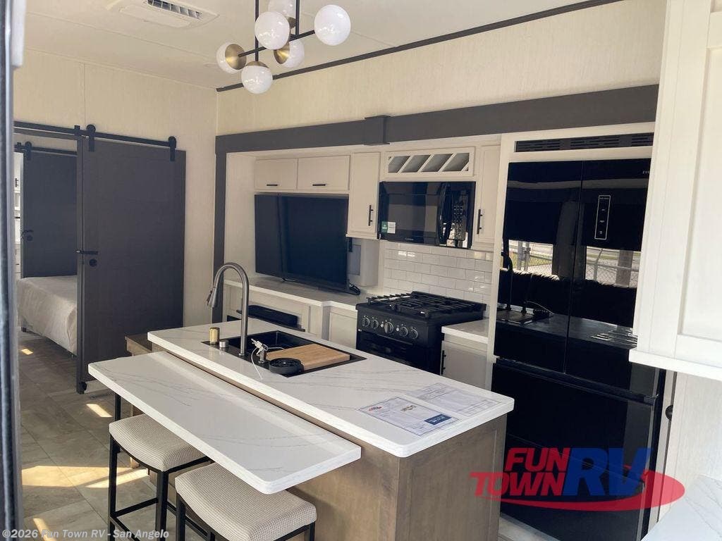 2026 Sanibel 39HYBRID by Prime Time from Fun Town RV - San Angelo in San Angelo, Texas