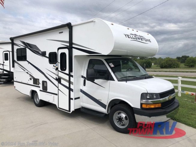 2024 Yellowstone 6237LE by Gulf Stream from Fun Town RV - Tyler in Mineola, Texas