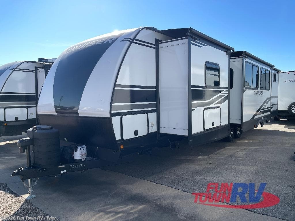 2025 Cruiser Aire 34BHS by CrossRoads from Fun Town RV - Tyler in Mineola, Texas