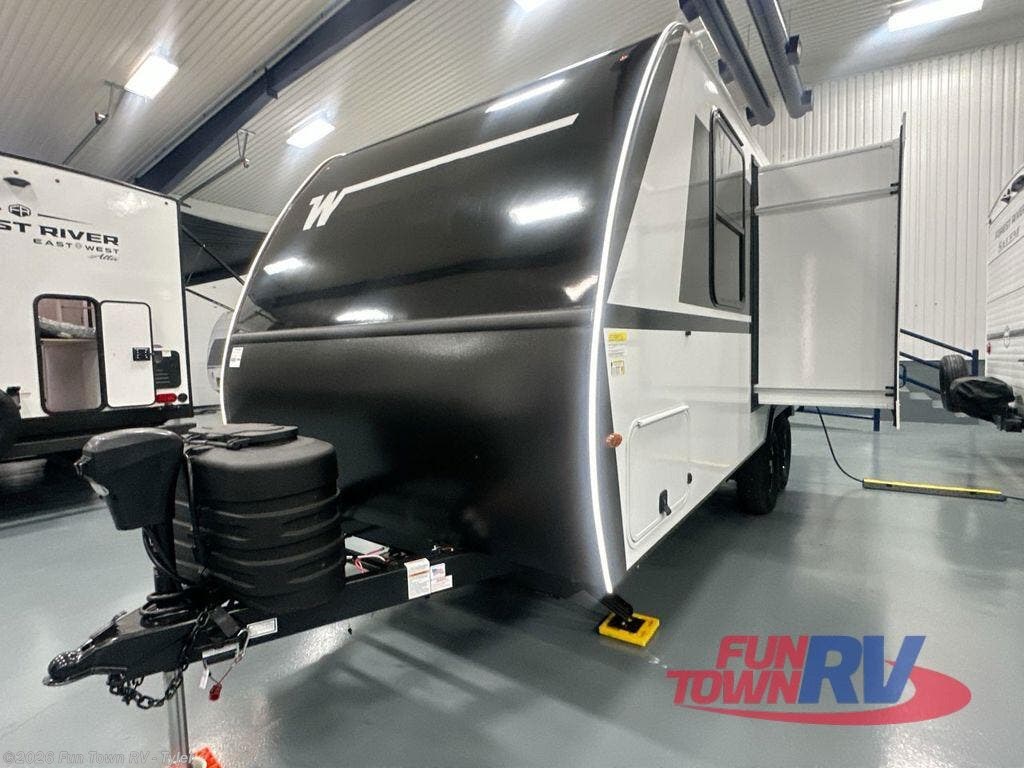 2026 Micro Minnie 2108FBS by Winnebago from Fun Town RV - Tyler in Mineola, Texas