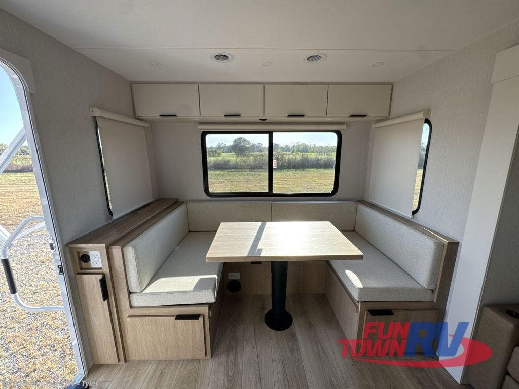 2026 Thrive 25RLS by Winnebago from Fun Town RV - Tyler in Mineola, Texas