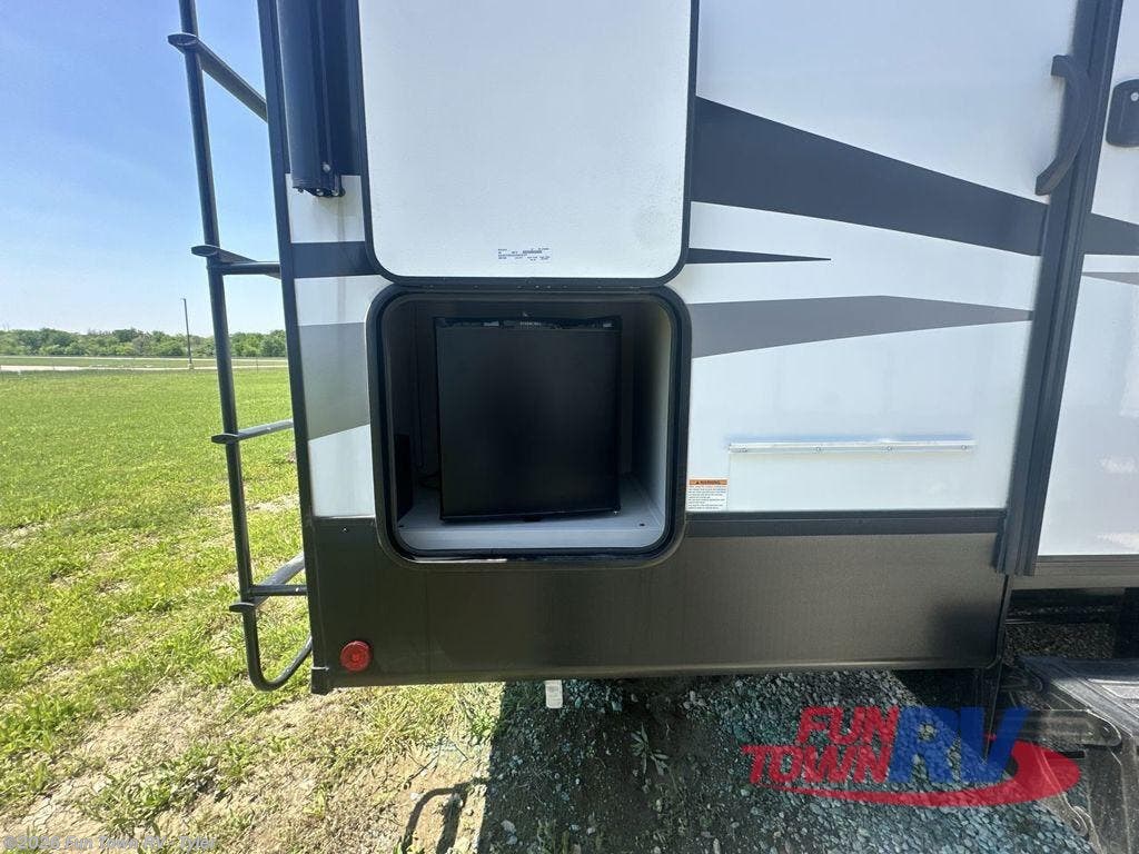 New 2025 Dutchmen Astoria 3603LFP available in Mineola, Texas