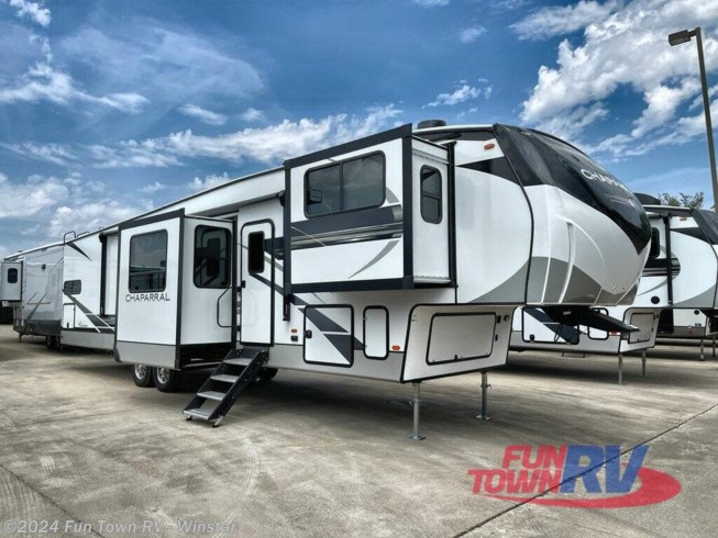 New 2022 Coachmen Chaparral 334FL available in Thackerville, Oklahoma