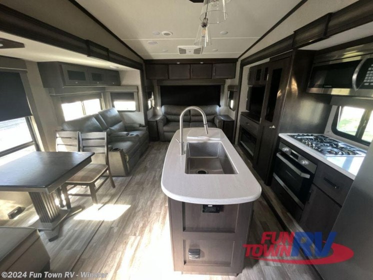 Used 2022 Grand Design Reflection 303RLS available in Thackerville, Oklahoma