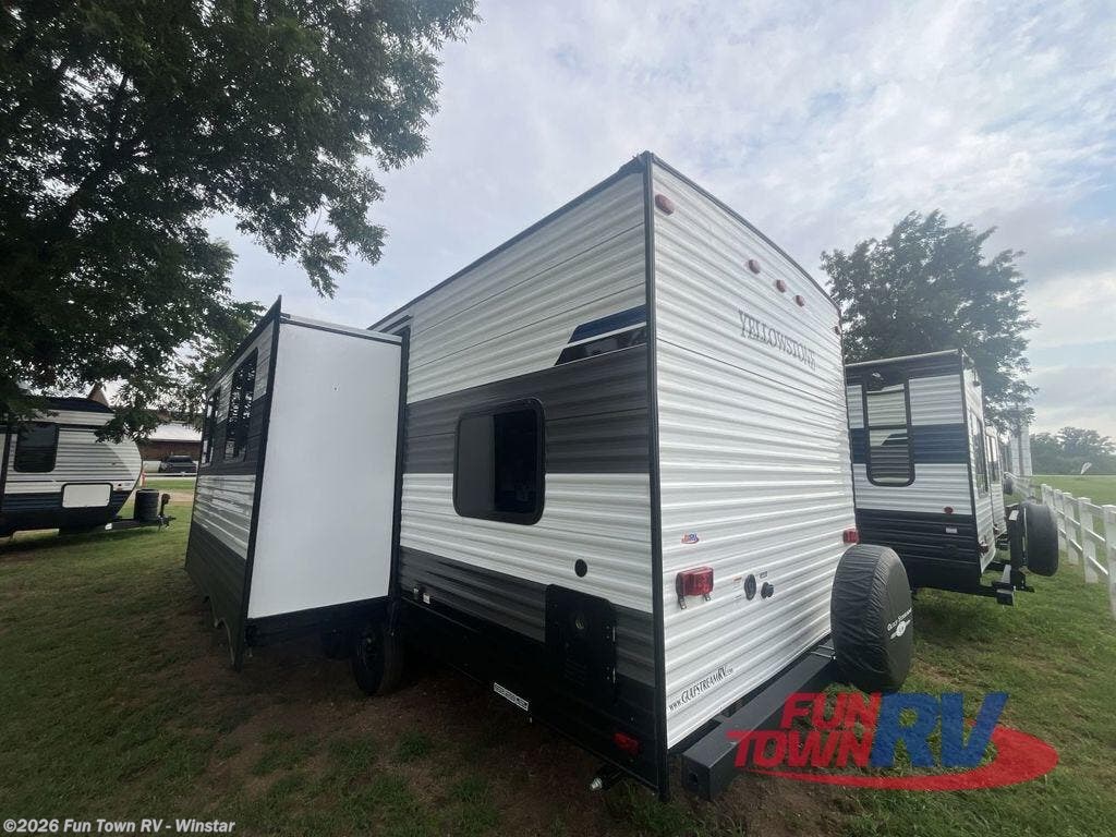 2026 Yellowstone Classic 269BH by Gulf Stream from Fun Town RV - Winstar in Thackerville, Oklahoma