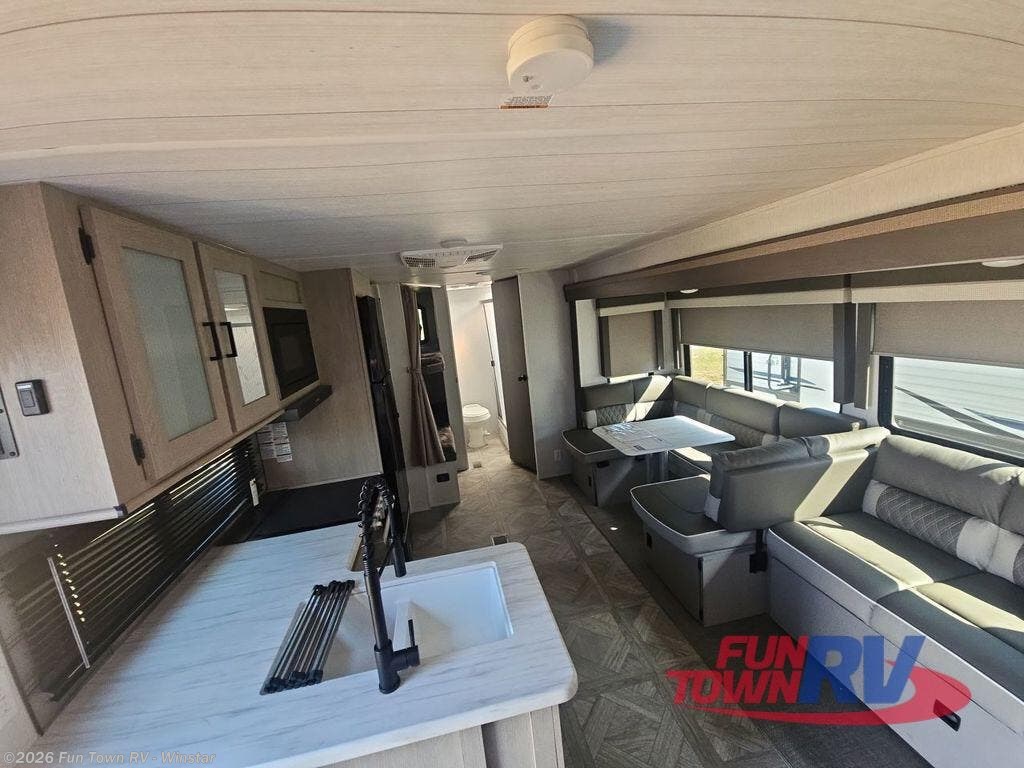 2024 Wildwood 28DBUD by Forest River from Fun Town RV - Winstar in Thackerville, Oklahoma
