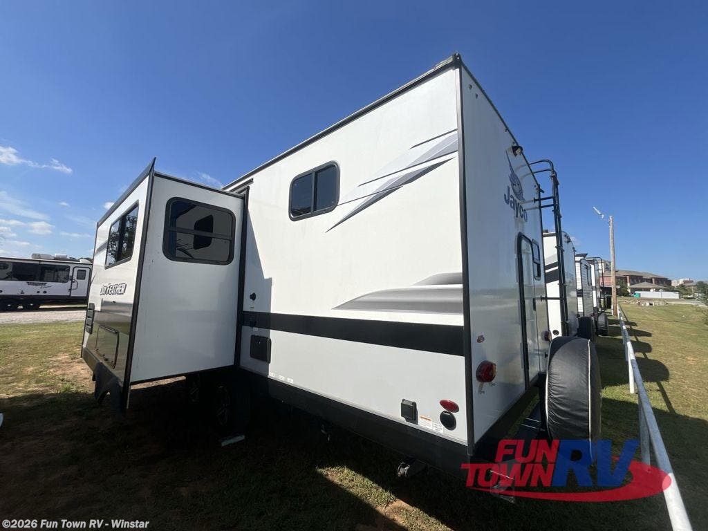 Used 2023 Jayco Jay Feather 24BH available in Thackerville, Oklahoma