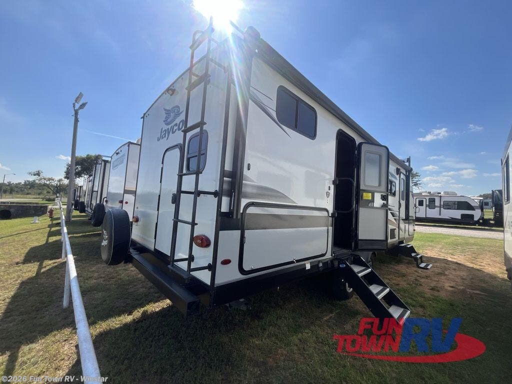 2023 Jay Feather 24BH by Jayco from Fun Town RV - Winstar in Thackerville, Oklahoma